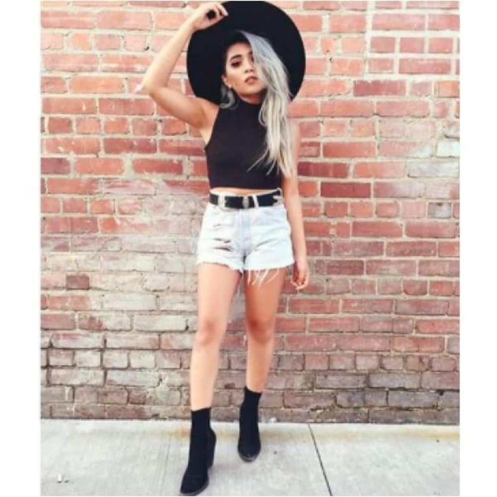 NWT Distressed Denim Shorts | White